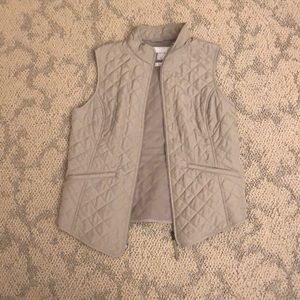 NEW Van Heusen Women’s Vest